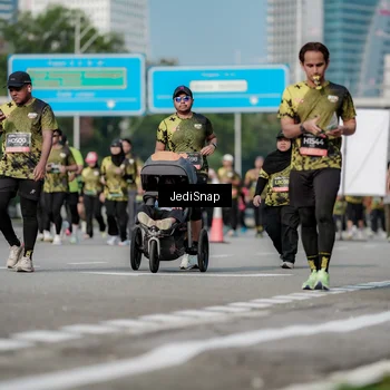 Runner Photo 6843712