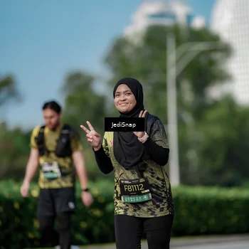 Runner Photo 6843732
