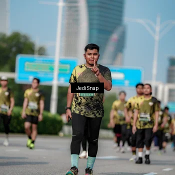 Runner Photo 6843795