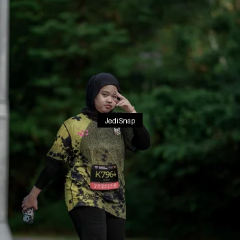 Runner Photo 6843799