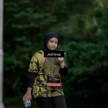 Runner Photo 6843803