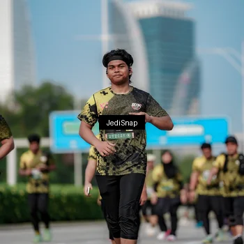 Runner Photo 6843923