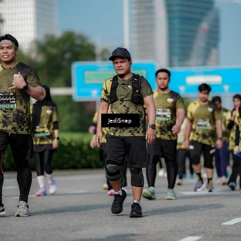 Runner Photo 6843978