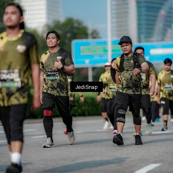 Runner Photo 6844014