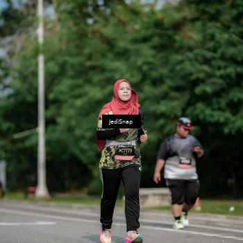 Runner Photo 6844079