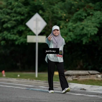 Runner Photo 6844089