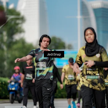 Runner Photo 6844130