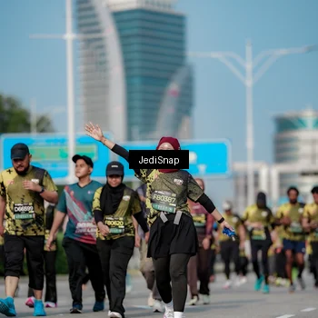 Runner Photo 6844178