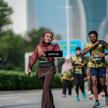 Runner Photo 6844241