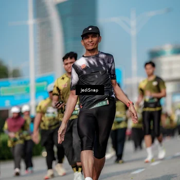Runner Photo 6844256
