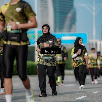 Runner Photo 6844290