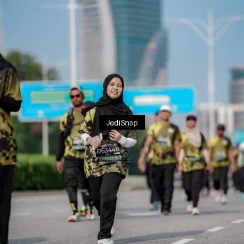 Runner Photo 6844342