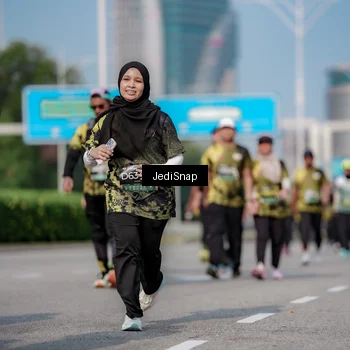 Runner Photo 6844382