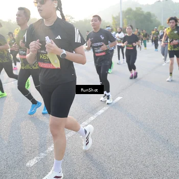 Runner Photo 6844479