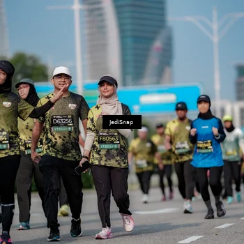 Runner Photo 6844540