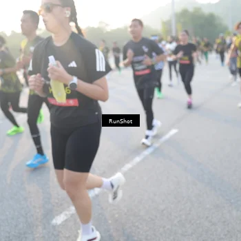 Runner Photo 6844586