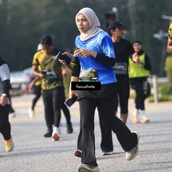 Runner Photo 6845055