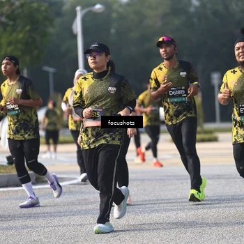 Runner Photo 6845123
