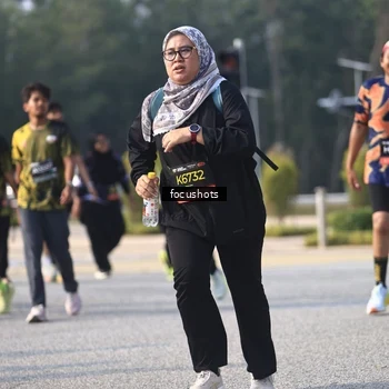 Runner Photo 6845212