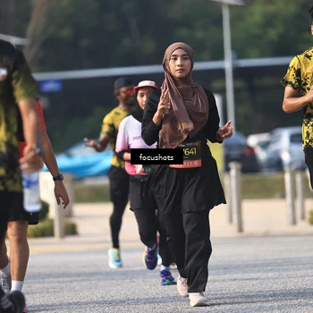 Runner Photo 6845555