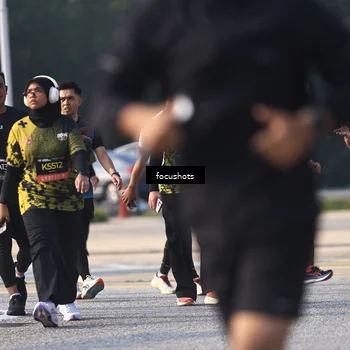 Runner Photo 6845575