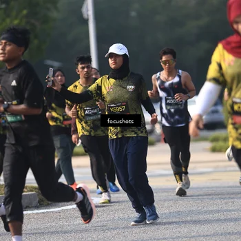 Runner Photo 6845615