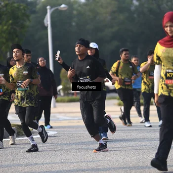 Runner Photo 6845616