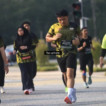 Runner Photo 6845637