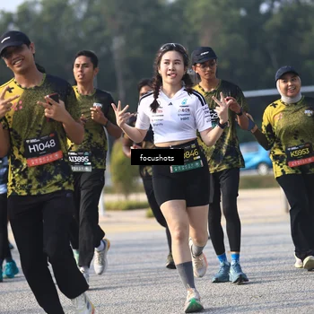Runner Photo 6845651
