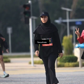 Runner Photo 6845698