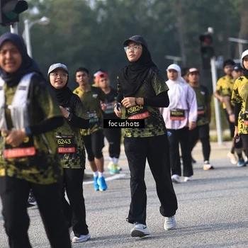 Runner Photo 6845757