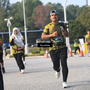 Runner Photo 6845783