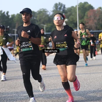Runner Photo 6845828