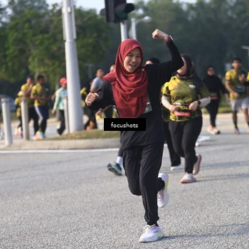 Runner Photo 6845863