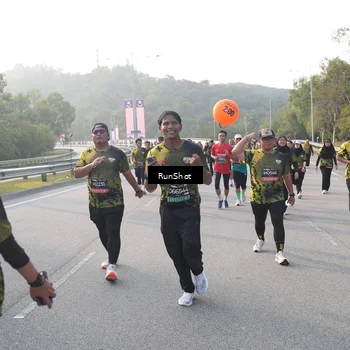 Runner Photo 6847804