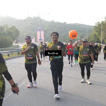 Runner Photo 6847810