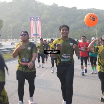 Runner Photo 6847831