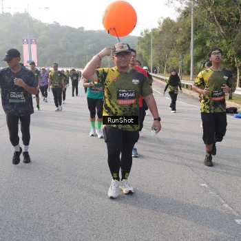Runner Photo 6847884