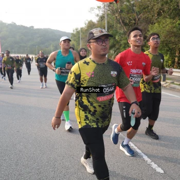 Runner Photo 6847919