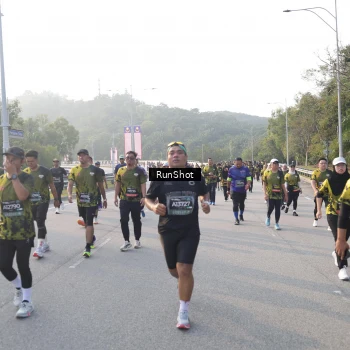 Runner Photo 6848013