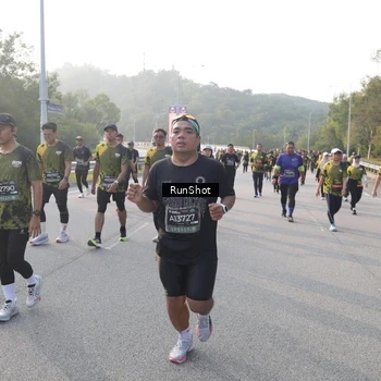 Runner Photo 6848016