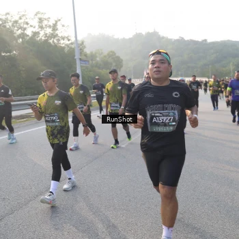 Runner Photo 6848027