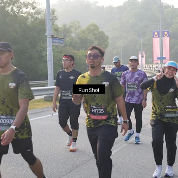 Runner Photo 6848090