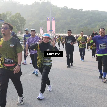 Runner Photo 6848122