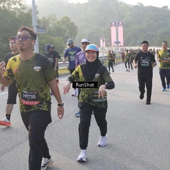 Runner Photo 6848150