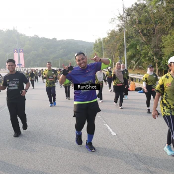 Runner Photo 6848189
