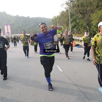 Runner Photo 6848201
