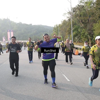 Runner Photo 6848236
