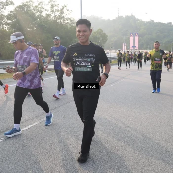 Runner Photo 6848285