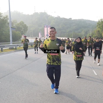 Runner Photo 6848329